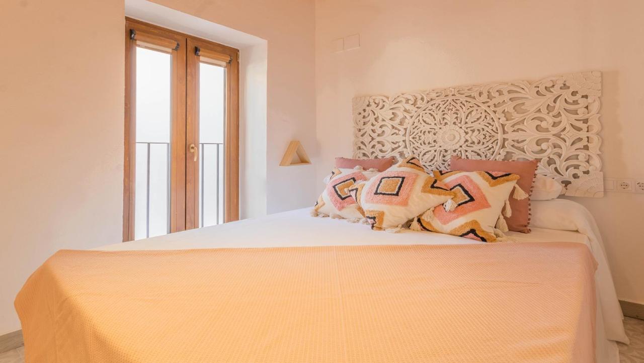 Apartamentos Miguel De Cervantes Centro Кордова Екстер'єр фото