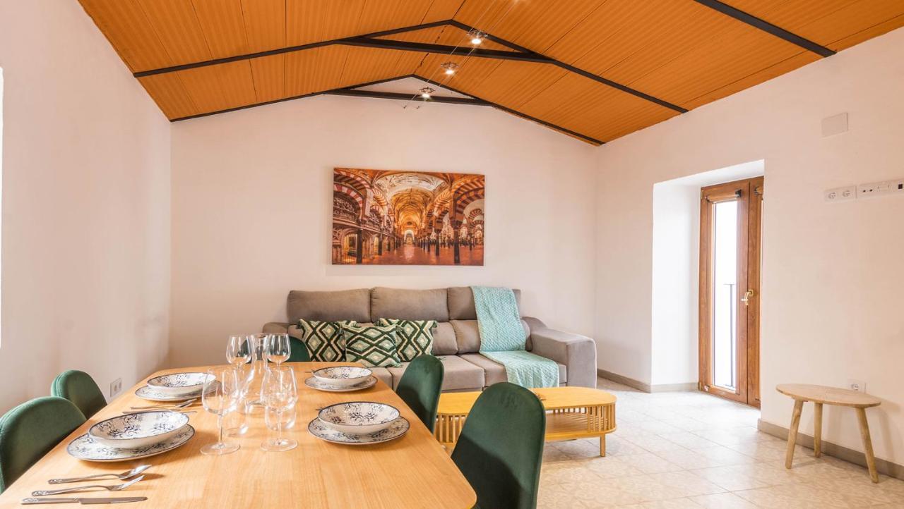 Apartamentos Miguel De Cervantes Centro Кордова Екстер'єр фото