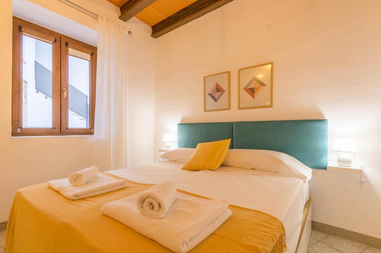 Apartamentos Miguel De Cervantes Centro Кордова Екстер'єр фото