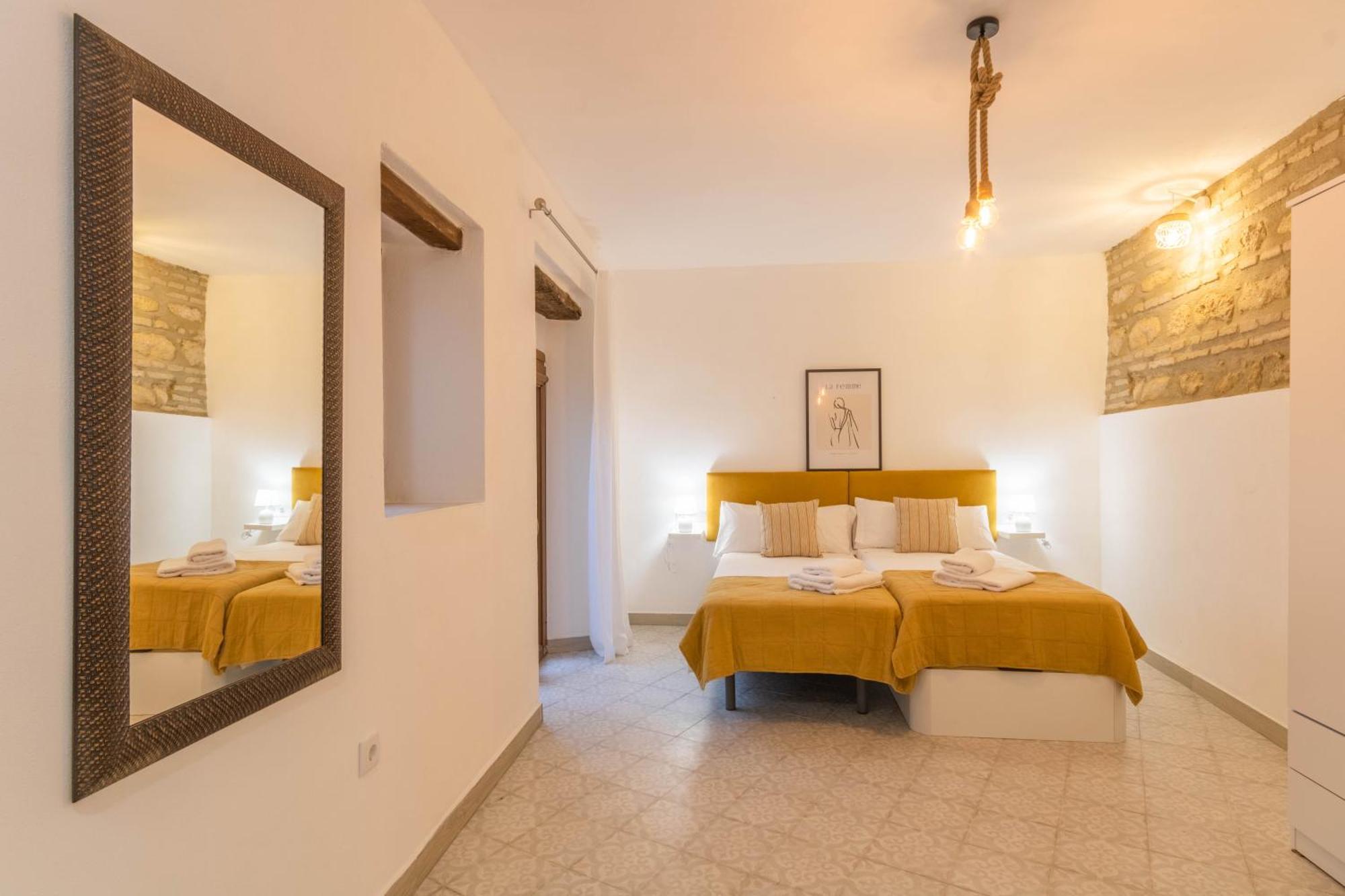 Apartamentos Miguel De Cervantes Centro Кордова Екстер'єр фото