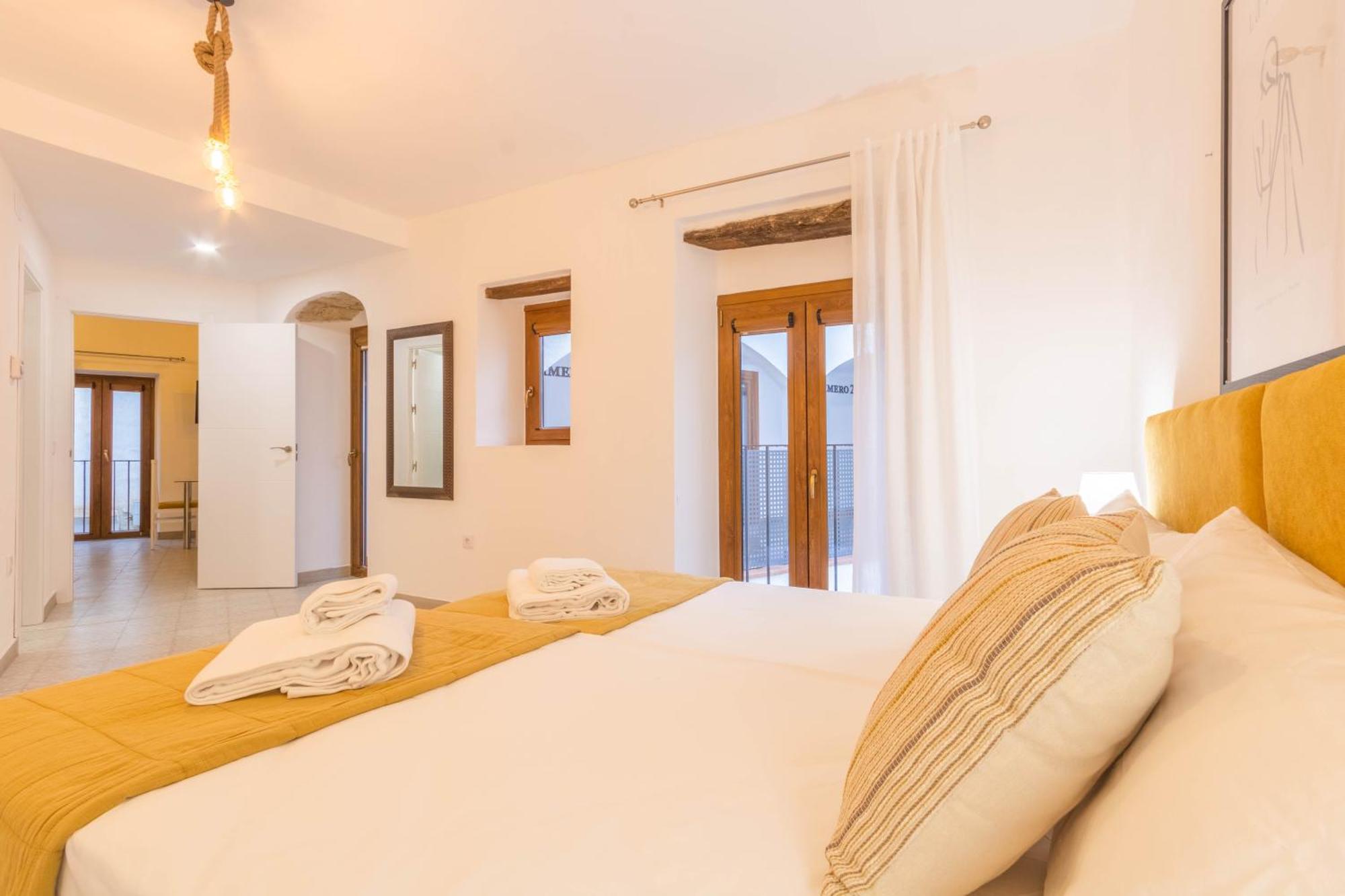 Apartamentos Miguel De Cervantes Centro Кордова Екстер'єр фото
