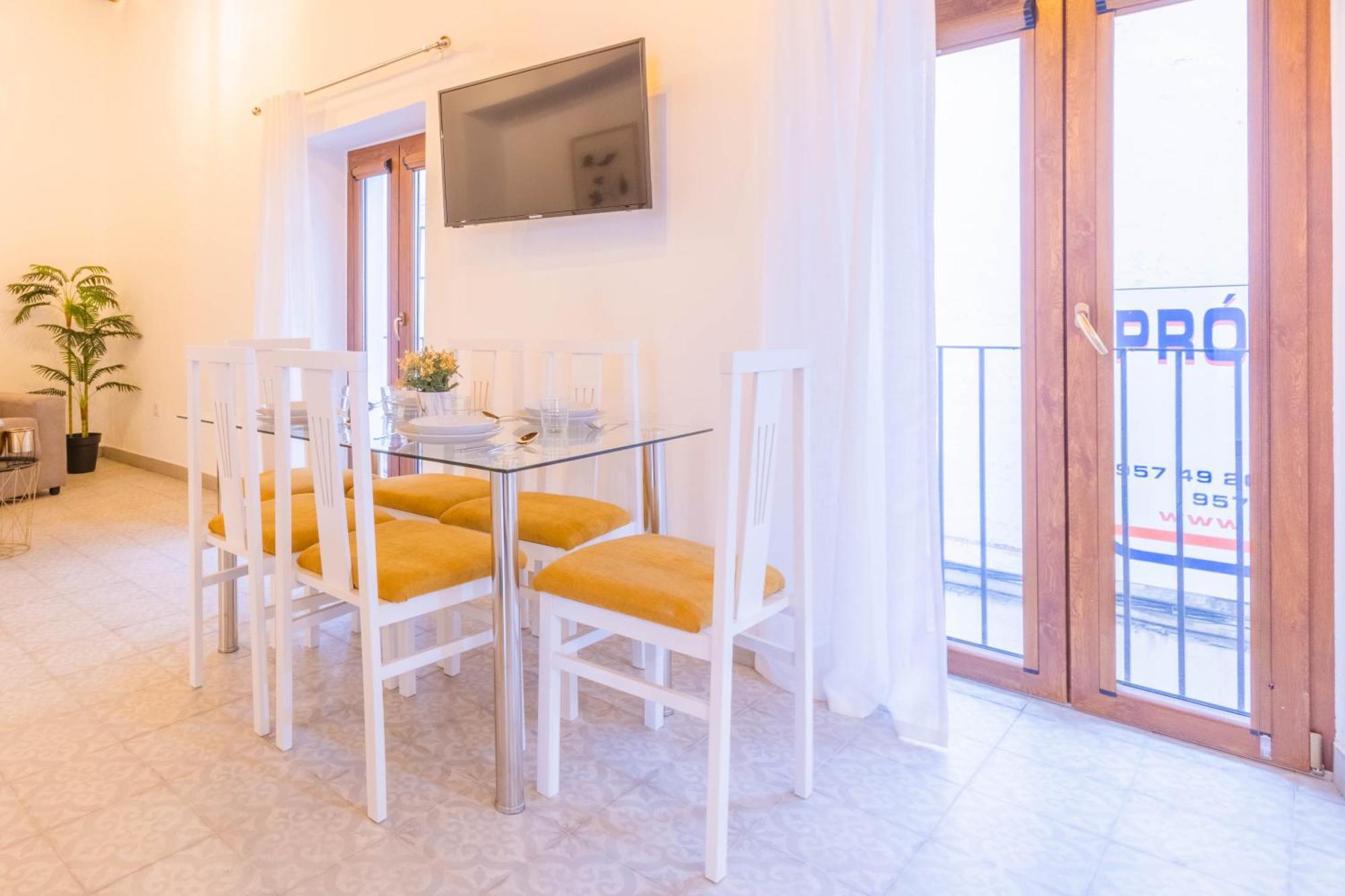 Apartamentos Miguel De Cervantes Centro Кордова Екстер'єр фото