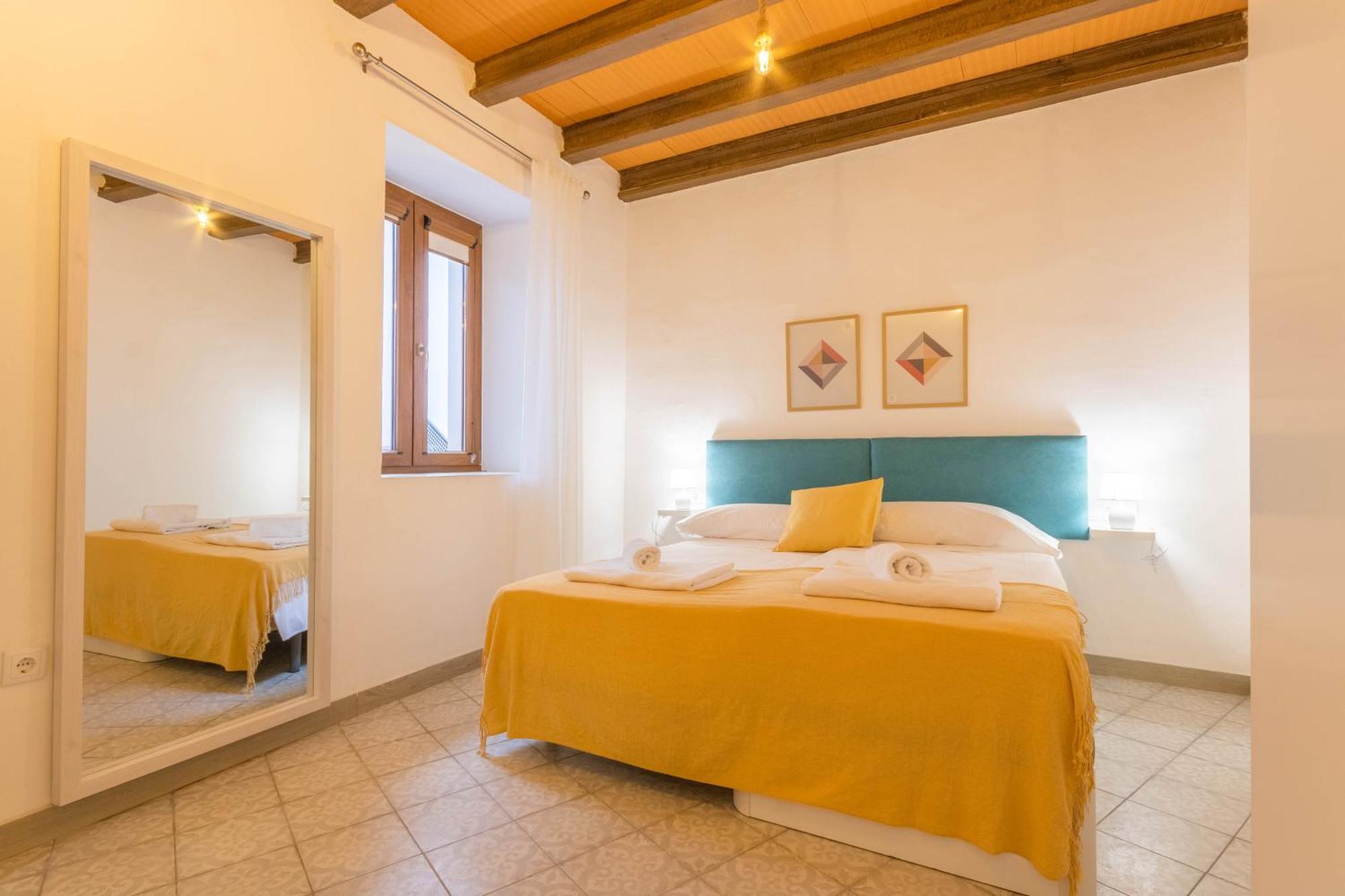 Apartamentos Miguel De Cervantes Centro Кордова Екстер'єр фото